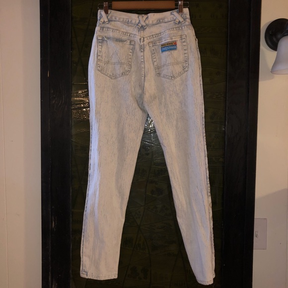 Anti-Basic Daily Jeans - Picture 4 of 5